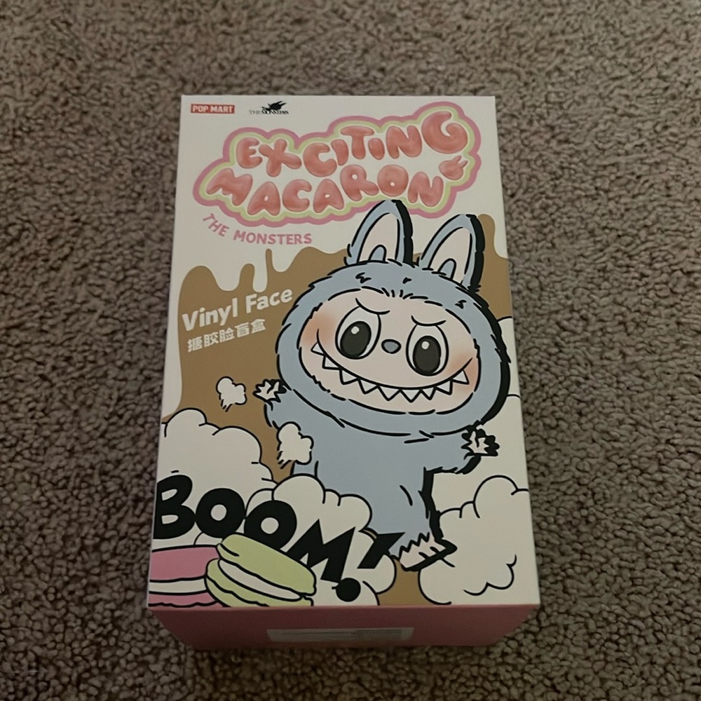 NWT Authentic Exciting Macaron in Green Grape